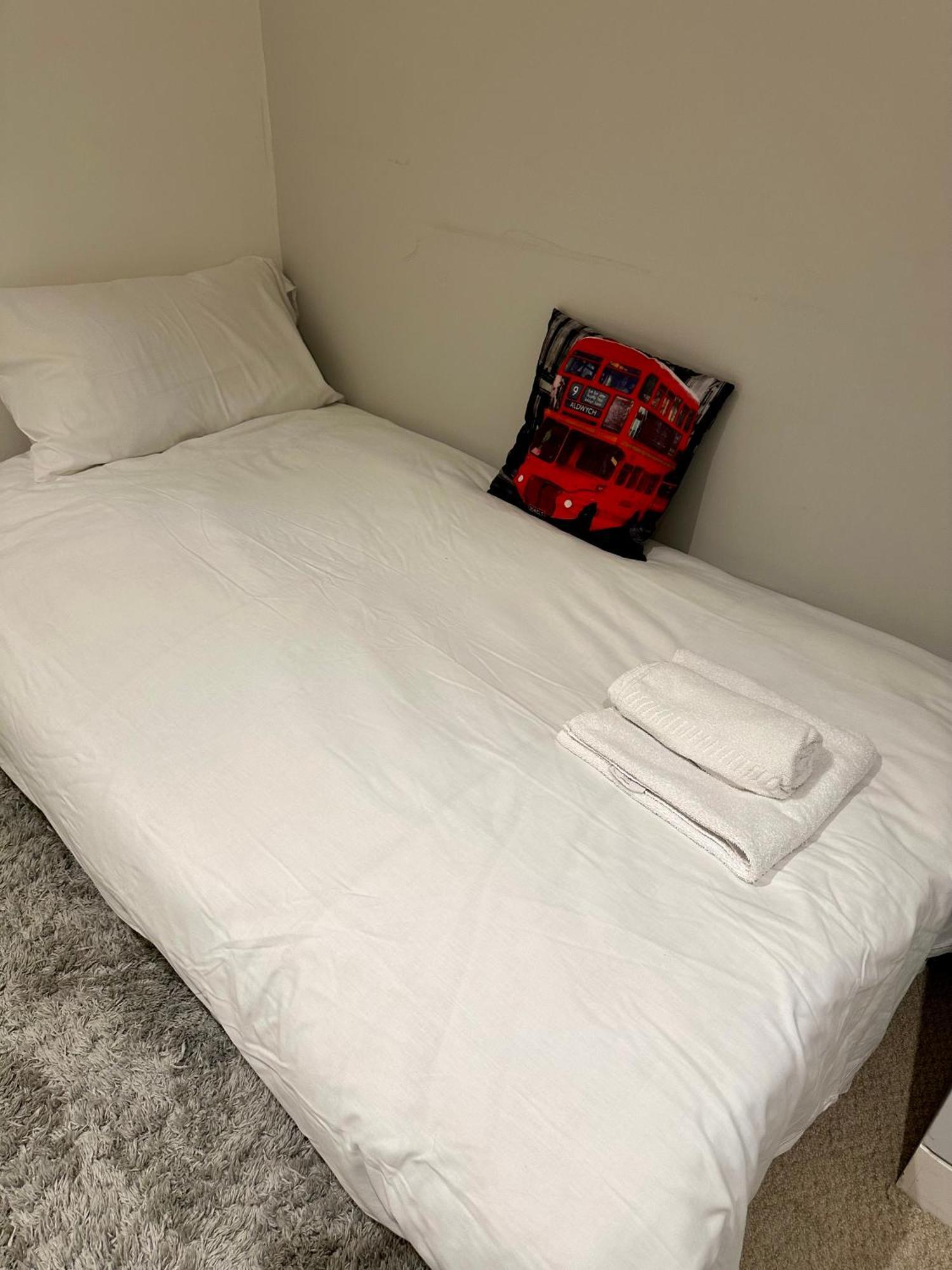 Central Cosy Studio Apartments London Ngoại thất bức ảnh