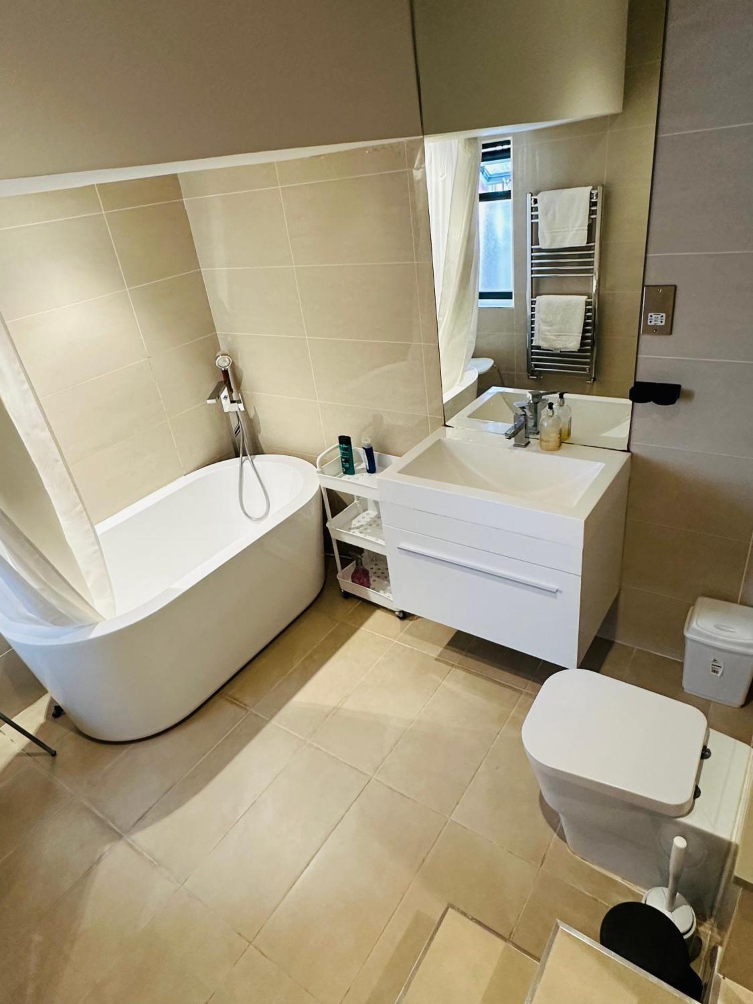 Central Cosy Studio Apartments London Ngoại thất bức ảnh