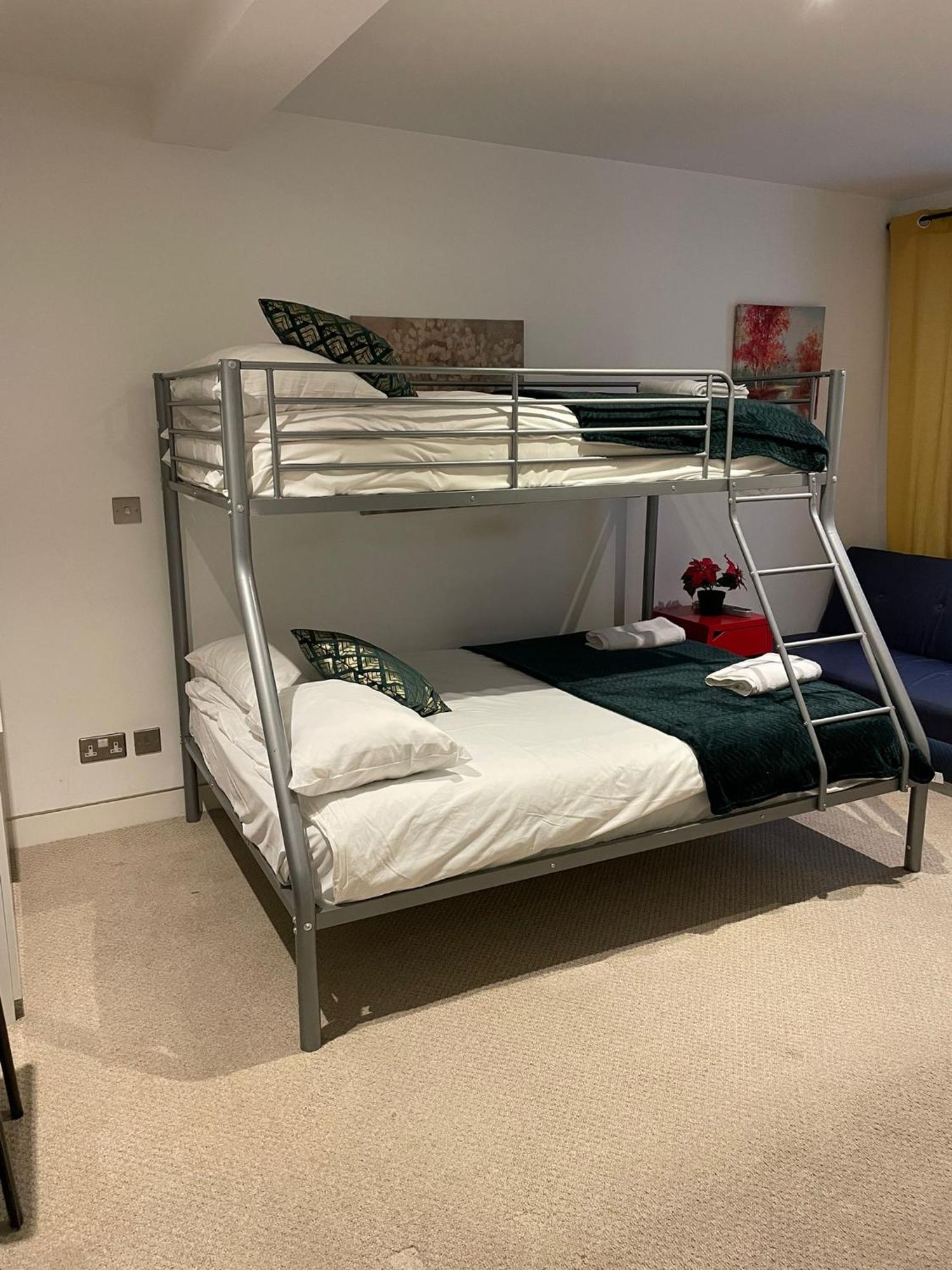 Central Cosy Studio Apartments London Ngoại thất bức ảnh